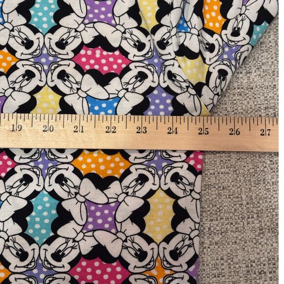 LuLaRoe Disney Minnie Mouse Colorful Tunic Shirt High Low Hem Sz M - Picture 7 of 10